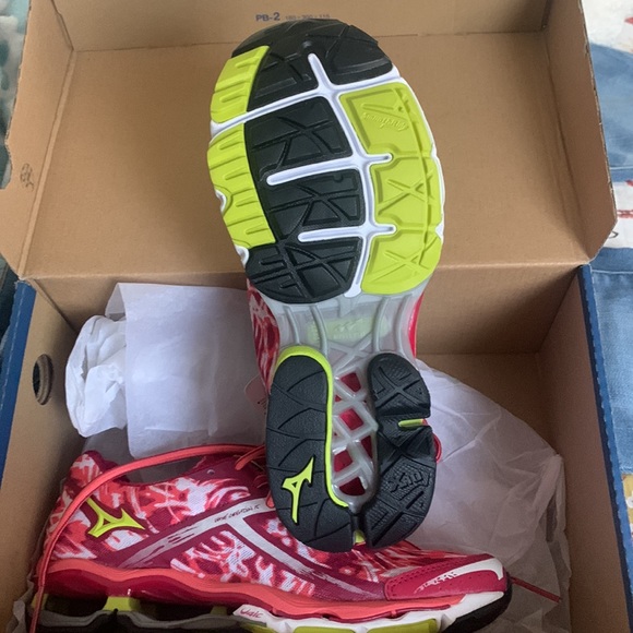Mizuno Wave Creation 15, Womens running shoes - Picture 2 of 2